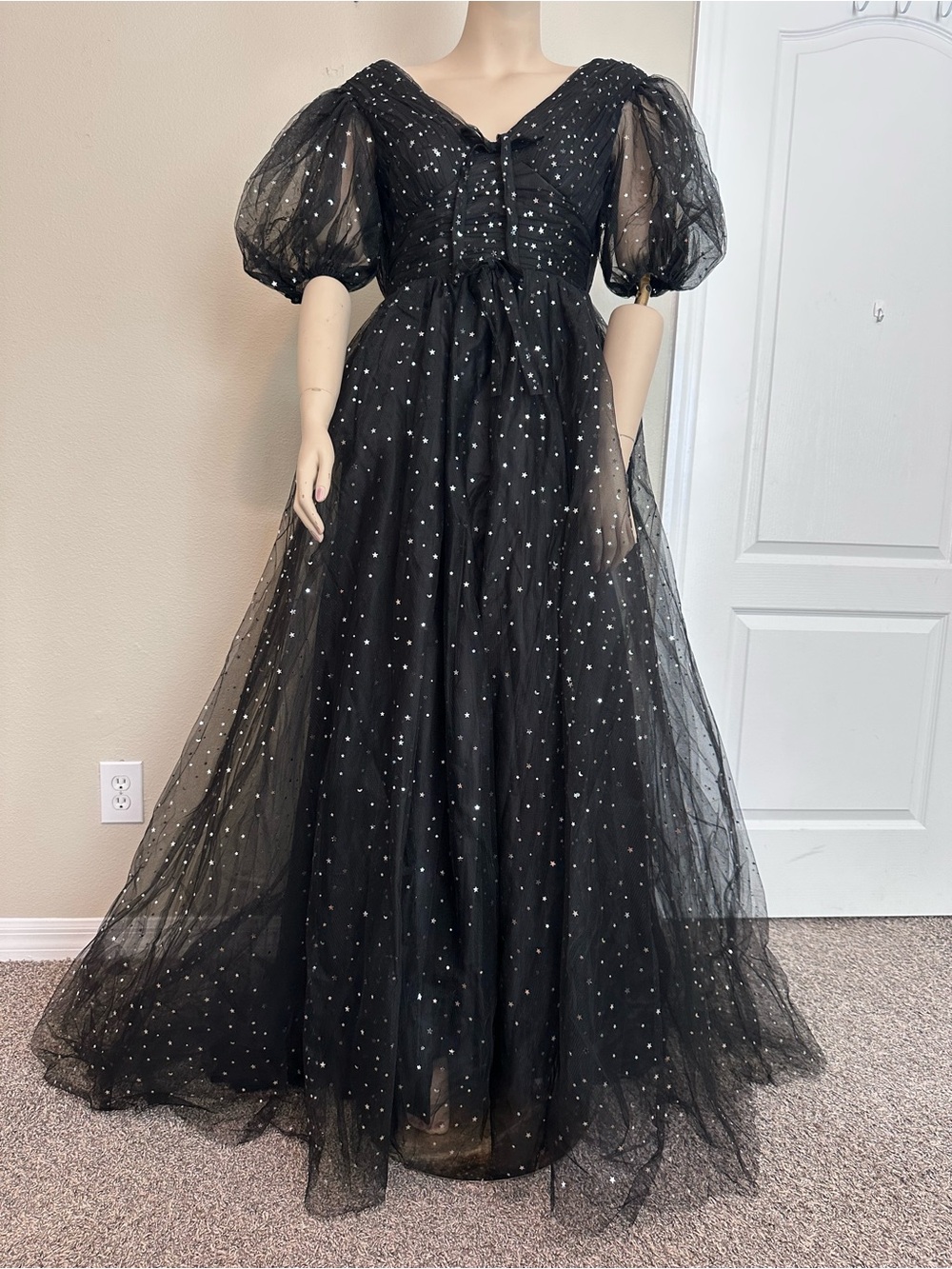 Black Puff-Sleeve Tulle Maxi Dress with Sparkle Dots